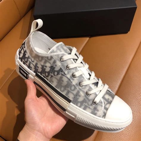 dior b23 low top.